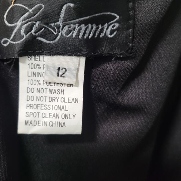 NWT La Femme Black Homecoming Off the Shoulder Mini Dress SIze 12 - Picture 9 of 10